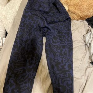 aerie fun print leggings